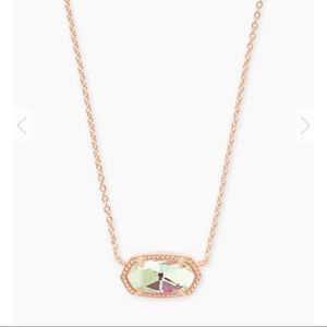 Kendra Scott pendant necklace